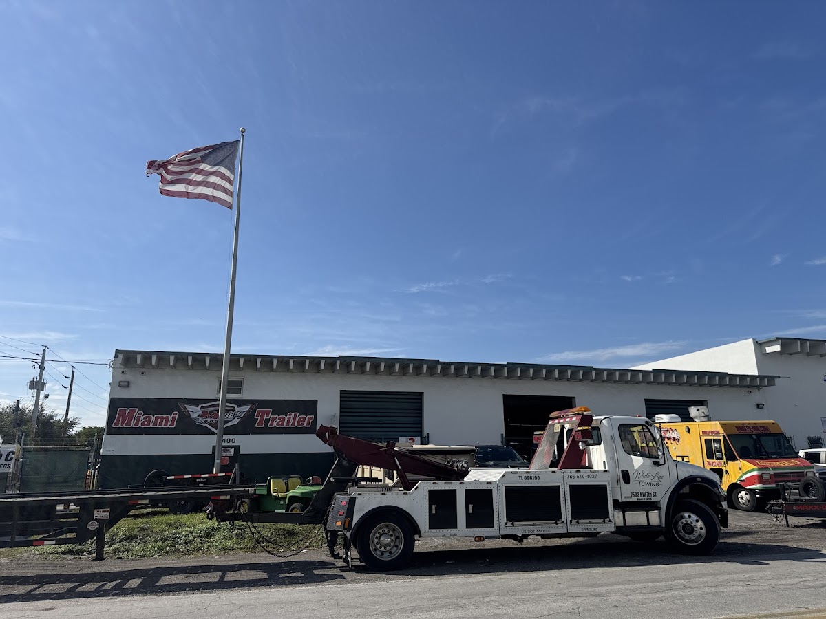 White Line Towing
